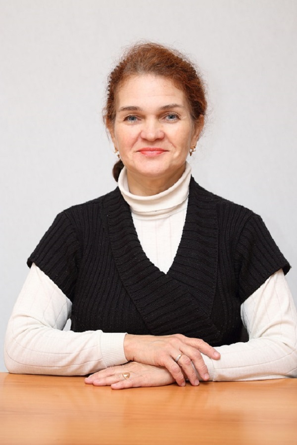 Плотникова Эльвира Валерьевна.