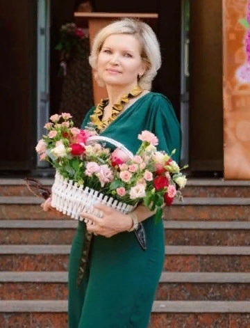 Санникова Ирина Анатольевна.